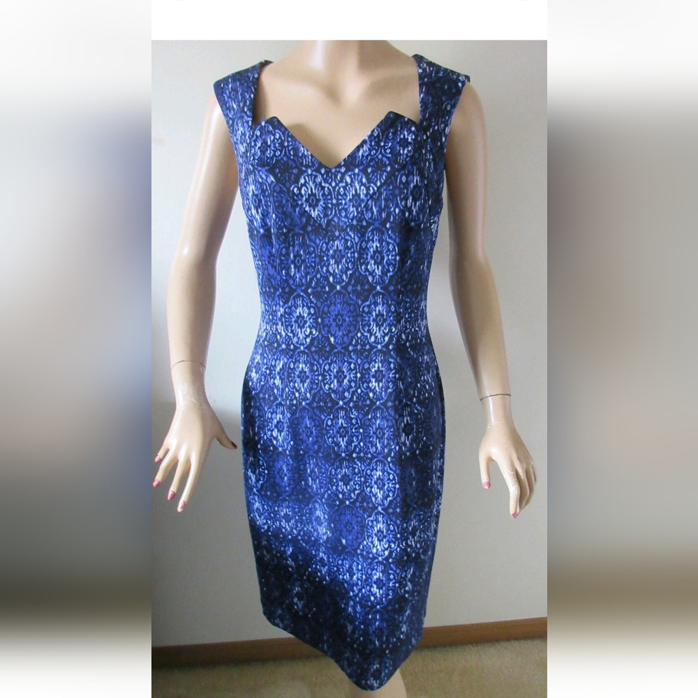 Connected Apparel Peek-A-Boo Back Women's Size 6